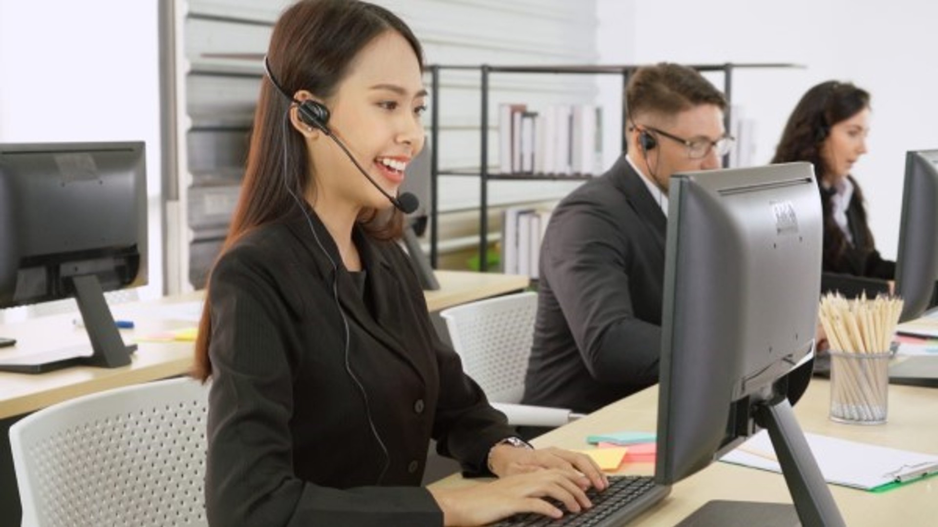 Hình ảnh trung tâm hỗ trợ khách hàng Lucky88